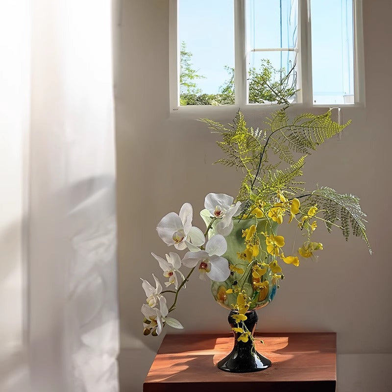 'Onyx Feather' Footed Glass Vase
