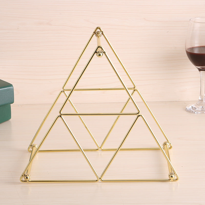 Creative household decorative ornaments Tieyi red wine rack European pyramid wine rack display rack can be disassembled and assembled